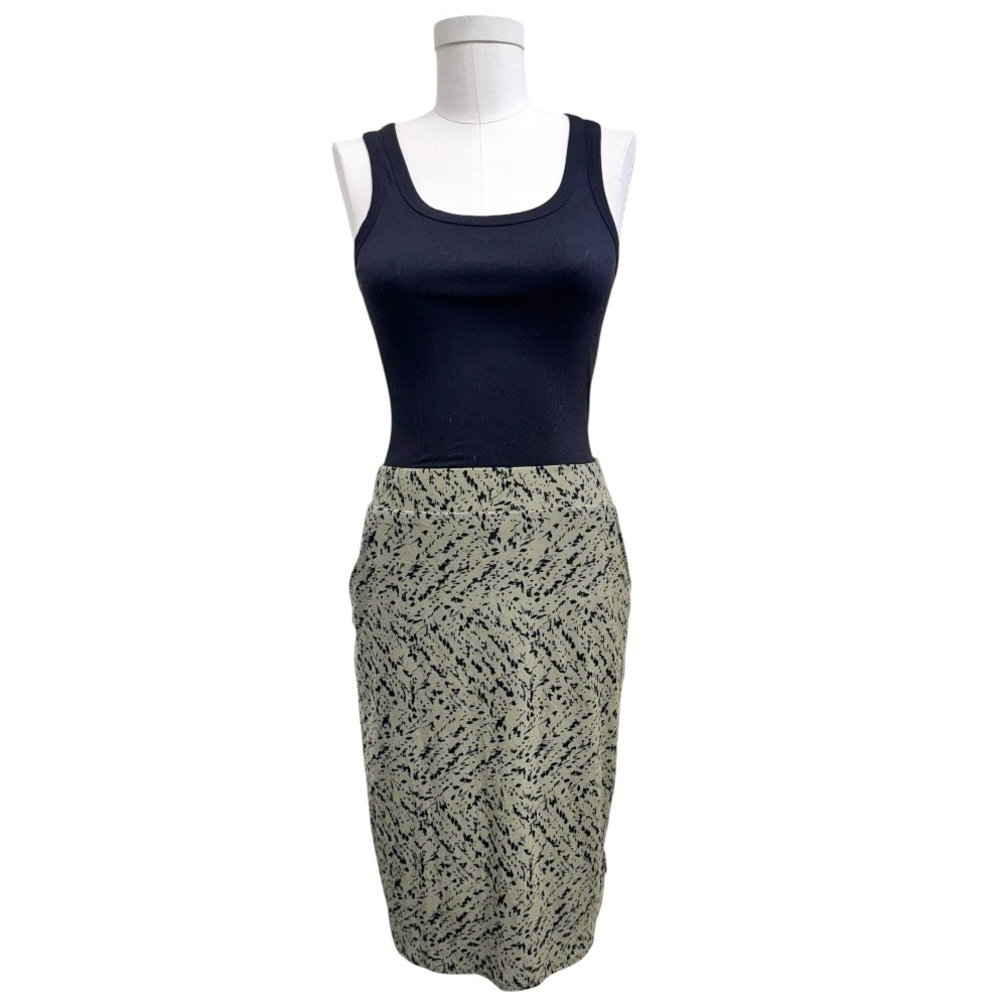 NWT Renee C Pencil Skirt in Olive Green Knit with Black Pattern, Size Small